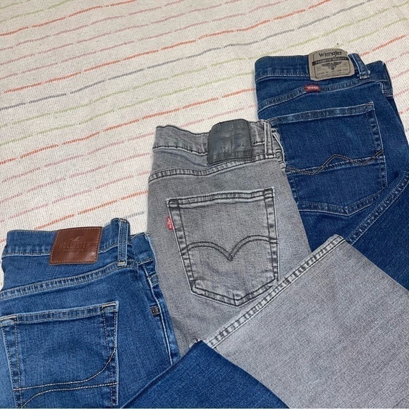 **Bundle: Assorted men’s denim jeans: see description** - Picture 2 of 11
